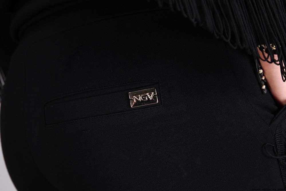 negativ spodnie sportowy modelujace sciagacze sznurowany elastyczne lurex krysztaly zdobienia madeinpoland premiummoda zloto