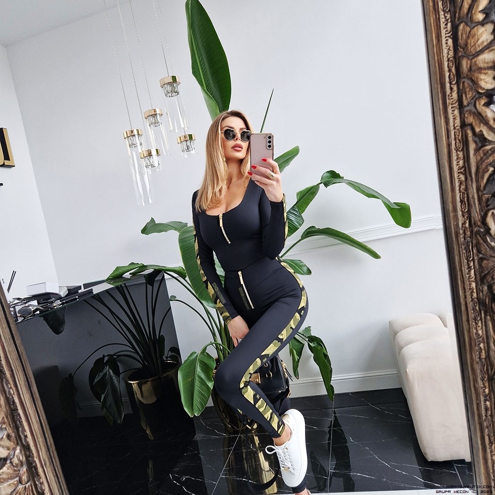 negativ bluzki dopasowane dzianina elastyczne glebokidekolt dlugirekaw madeinpoland premiummoda zloto