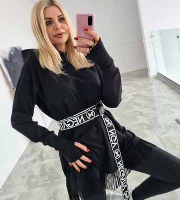 Czarna z Kapturem Frędzle Logowana Z... swobodne sportowy bawelna dzianina sciagacze elastyczne kaptur pasek napisy fredzle madeinpoland premiummoda
