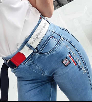  Cienkie Elastyczne Jeansy z Paskiem Marine... jeans dopasowane pasek elastyczne krysztaly zdobienia madeineu srebro