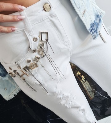  Jeansy Białe BoyFriend Zdobienia Logowane dopasowane jeans elastyczne vintage madeineu srebro zloto
