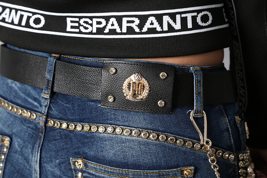 puccihino spodnie jeans elastyczne pasek lancuchy madeineu zloto
