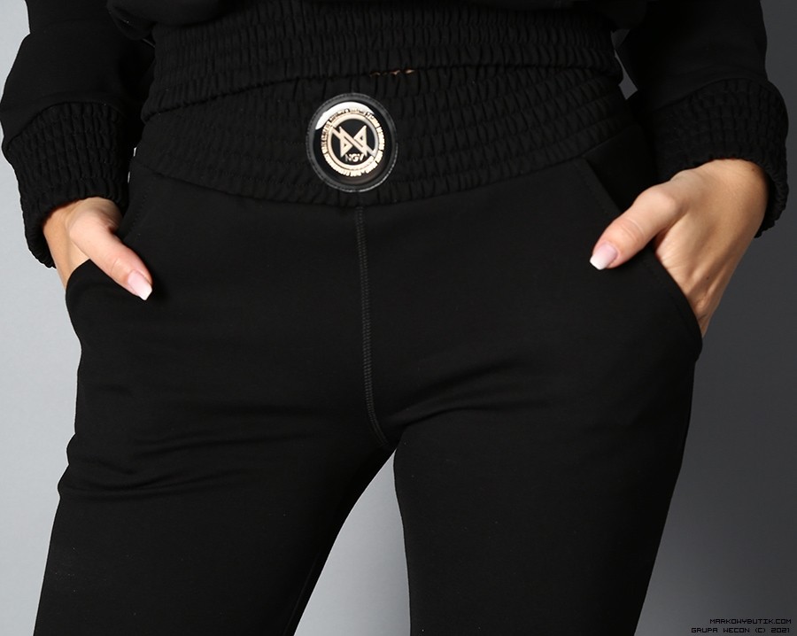 negativ kalhoty dopasowane modelujace kieszonka elastyczne zdobienia napisy madeinpoland premiummoda zloto