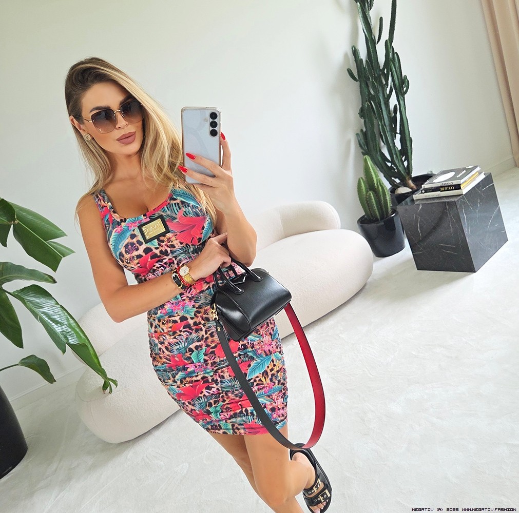 negativ dresses dopasowane modelujace midi glebokidekolt madeinpoland nity zloto premiummoda