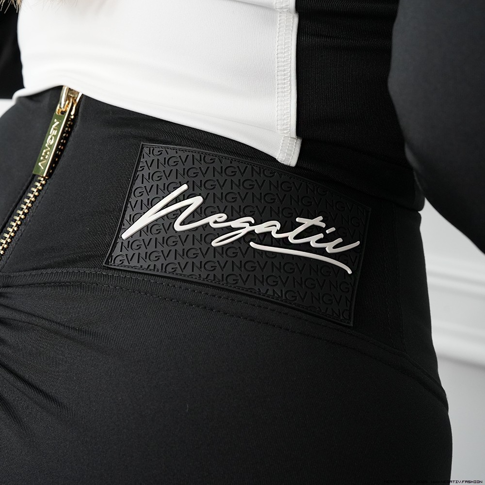 negativ blouses dopasowane dzianina zdobienia suwaki madeinpoland premiummoda zloto
