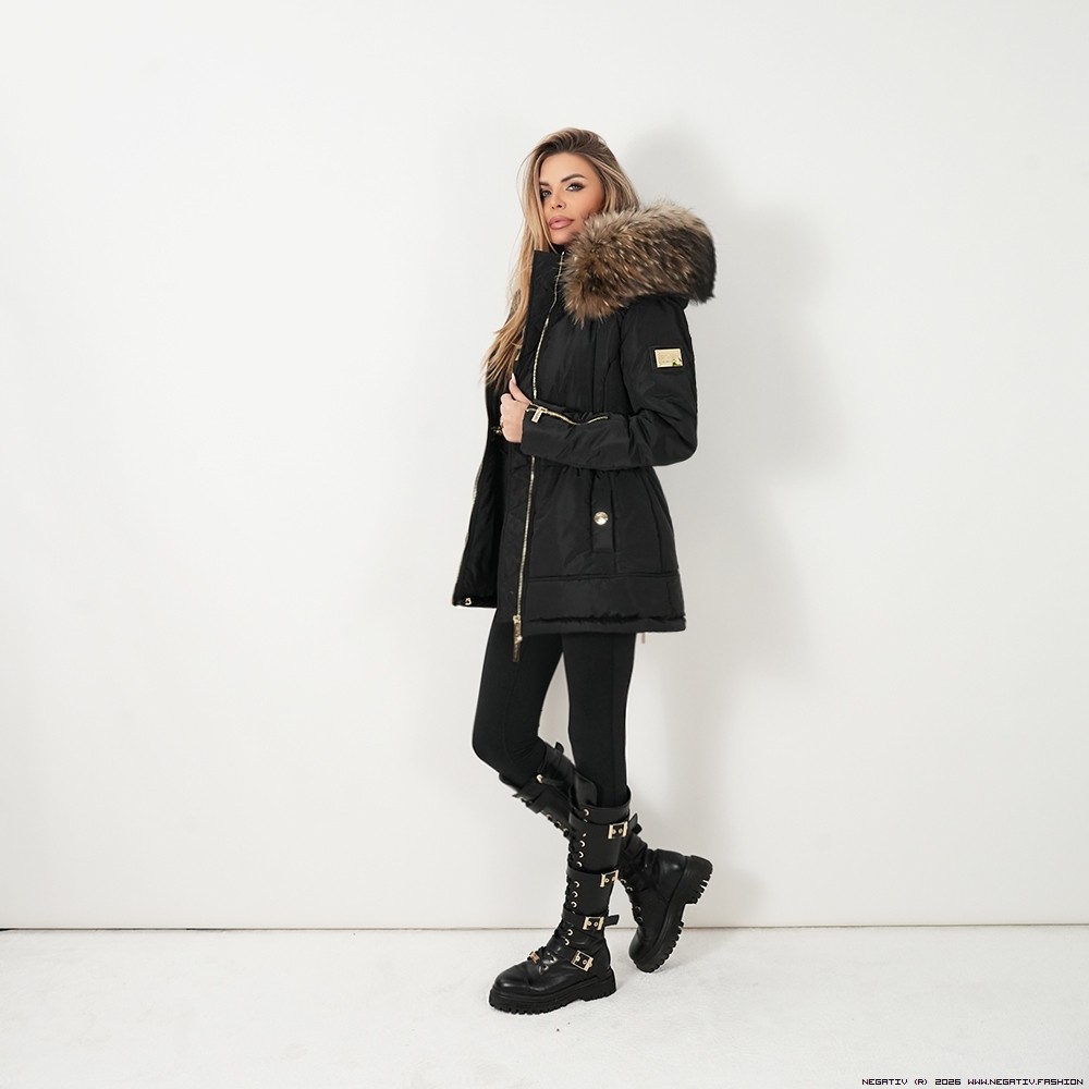 negativ kurtki dzianina ortalion sciagacze matowe blyszczace kaptur dlugirekaw zdobienia suwaki madeinpoland premiummoda zloto