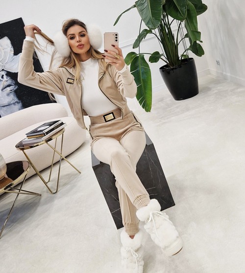 NEGATIV ** Półsportwe Spodnie Velvet Silky+ Przeszycia Beż swobodne stojka elastyczne kaptur zdobienia napisy madeinpoland premiummoda