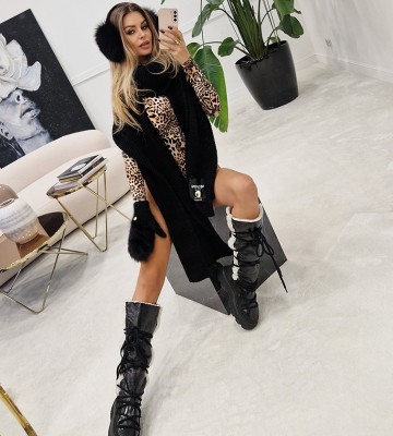 NEGATIV ** Duży Szal 2,5 metra- Ciepły i Miły Czerń/Złoto krysztaly zdobienia nity drapieznyprint madeinpoland premiummoda zloto