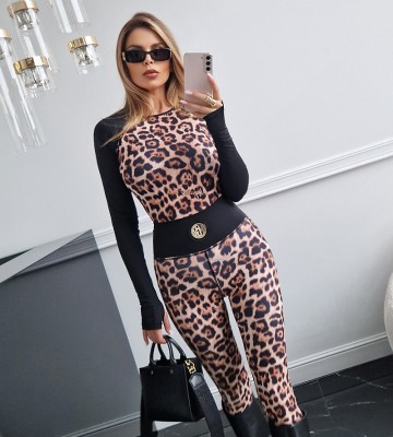 NEGATIV ** Body Modelujące Z Rękawem Typu Reglan GIOVANNI dopasowane dzianina zdobienia suwaki madeinpoland premiummoda zloto