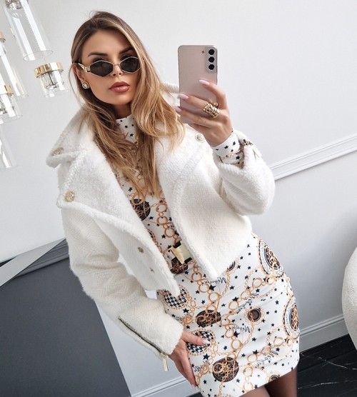 NEGATIV ** Krótki Kożuszek Off White Z Suwakami z Logo swobodne kolnierzyk dlugirekaw madeinpoland premiummoda zloto