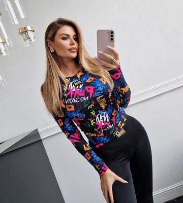 NEGATIV ** Bluzka Basicowa w princie PUNK+ Złota Blaszka Logo dopasowane dzianina zdobienia suwaki madeinpoland premiummoda zloto