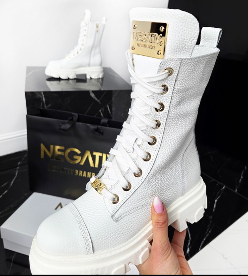 NEGATIV ** Białe Trapery 100% Skóra Pozłacane 24K+ Logowania dopasowane sznurowany zdobienia suwaki madeinpoland premiummoda zloto