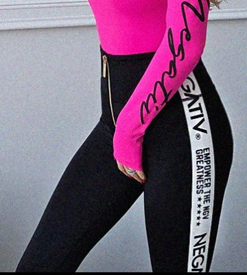 NEGATIV ** Legginsy Modelujące z Lampasem W Bieli+ Suwak sportowy dopasowane napisy madeinpoland premiummoda