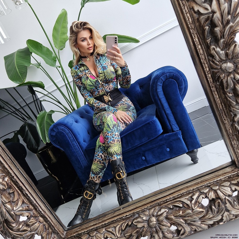 negativ overalls dopasowane dlugirekaw suwaki pasek madeinpoland premiummoda zloto drapieznyprint