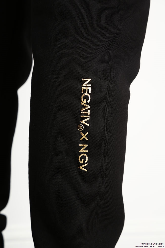 negativ hose swobodne bawelna kaptur zdobienia napisy madeinpoland premiummoda