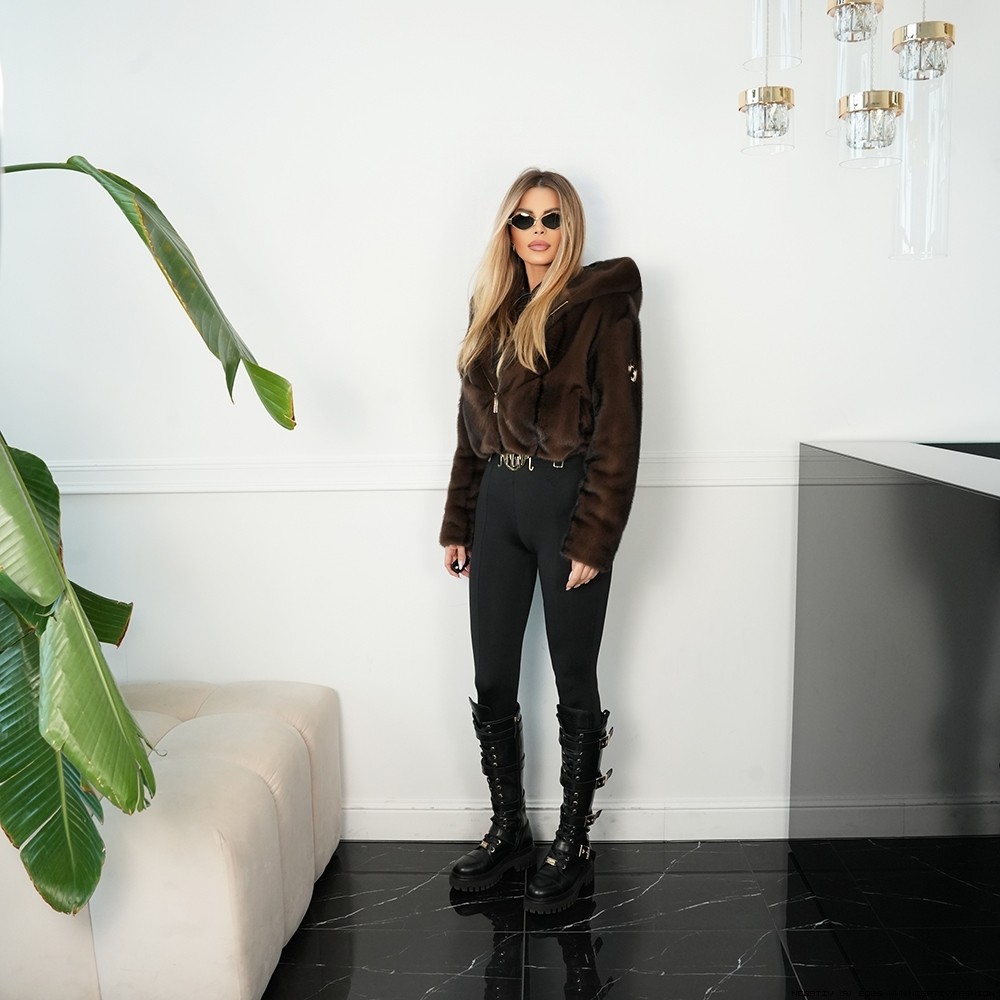 negativ jackets dopasowane ekoskora zdobienia matowe dlugirekaw suwaki madeinpoland premiummoda zloto