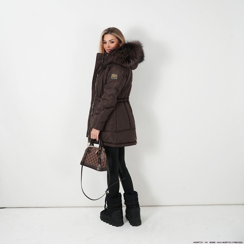 negativ jackets dzianina ortalion sciagacze matowe blyszczace kaptur dlugirekaw zdobienia suwaki madeinpoland premiummoda zloto