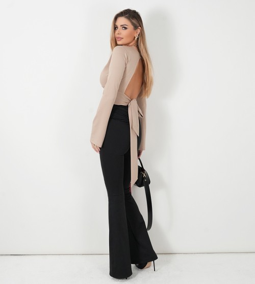 NEGATIV ** Bluzka Freya Beż Odkryte Plecy Wiązana, Dekolt dopasowane dzianina zdobienia suwaki madeinpoland premiummoda zloto